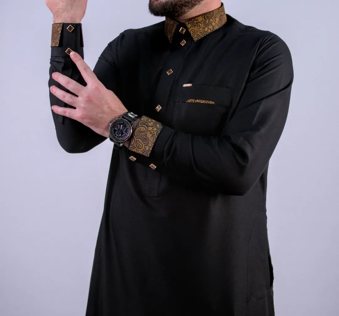 قميص الثوب النافع